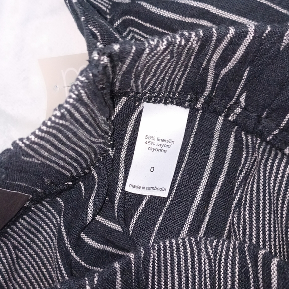 Maurices, Flyaway Wide Leg Cropped Pants - Picture 5 of 6